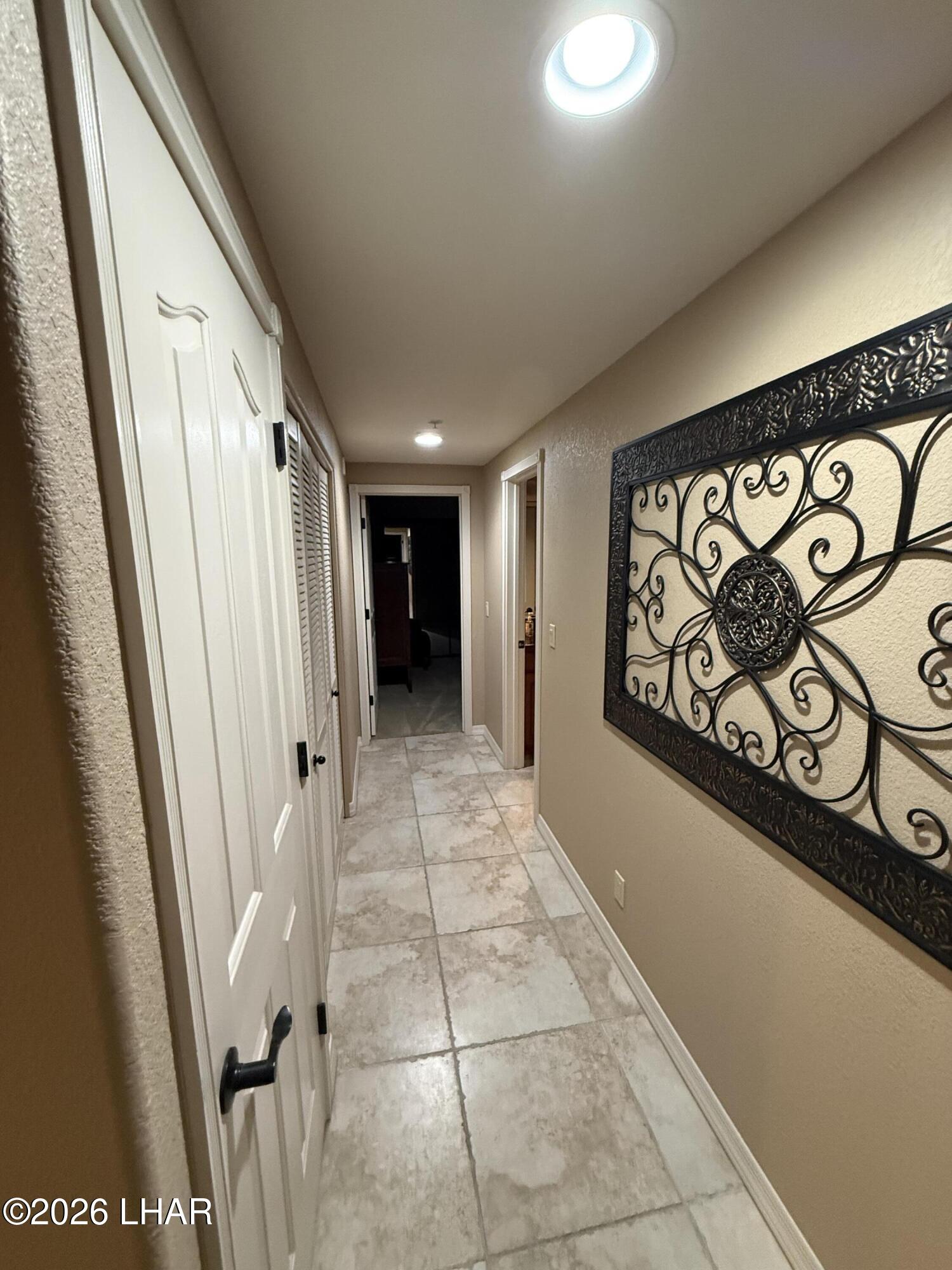 433 London Bridge Road, Unit B101 Lake Havasu City, AZ 86403 - Photo 34 of 35 a view of an entryway