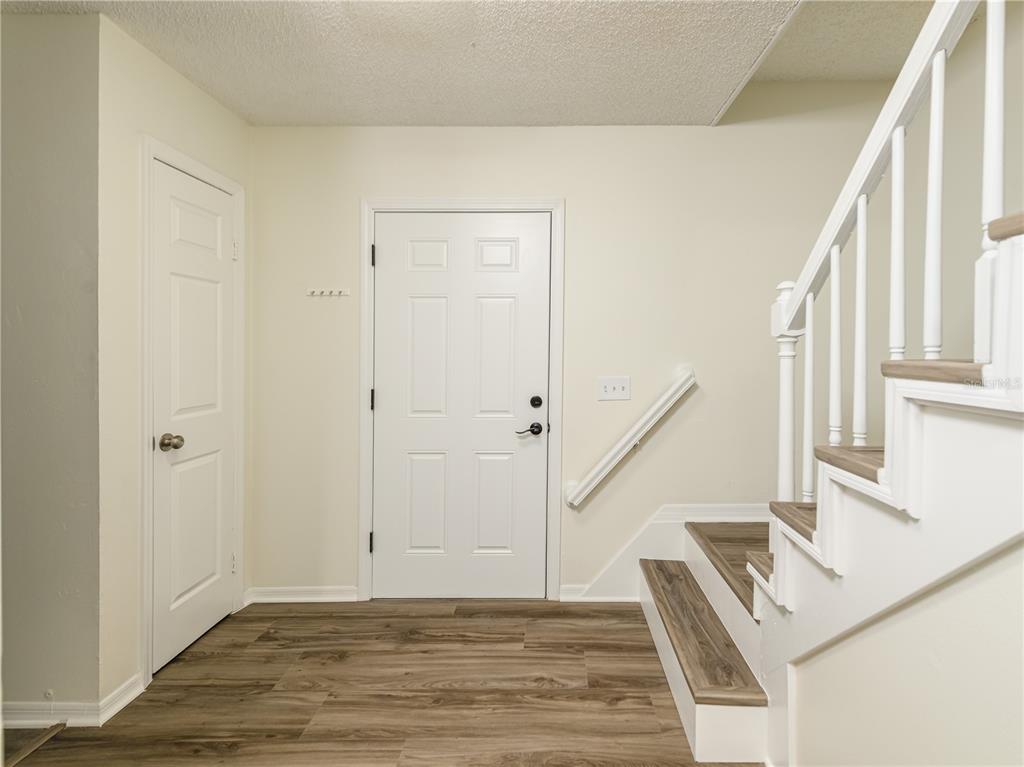 9703 Fox Hollow Road Tampa, FL 33647 - Photo 16 of 31