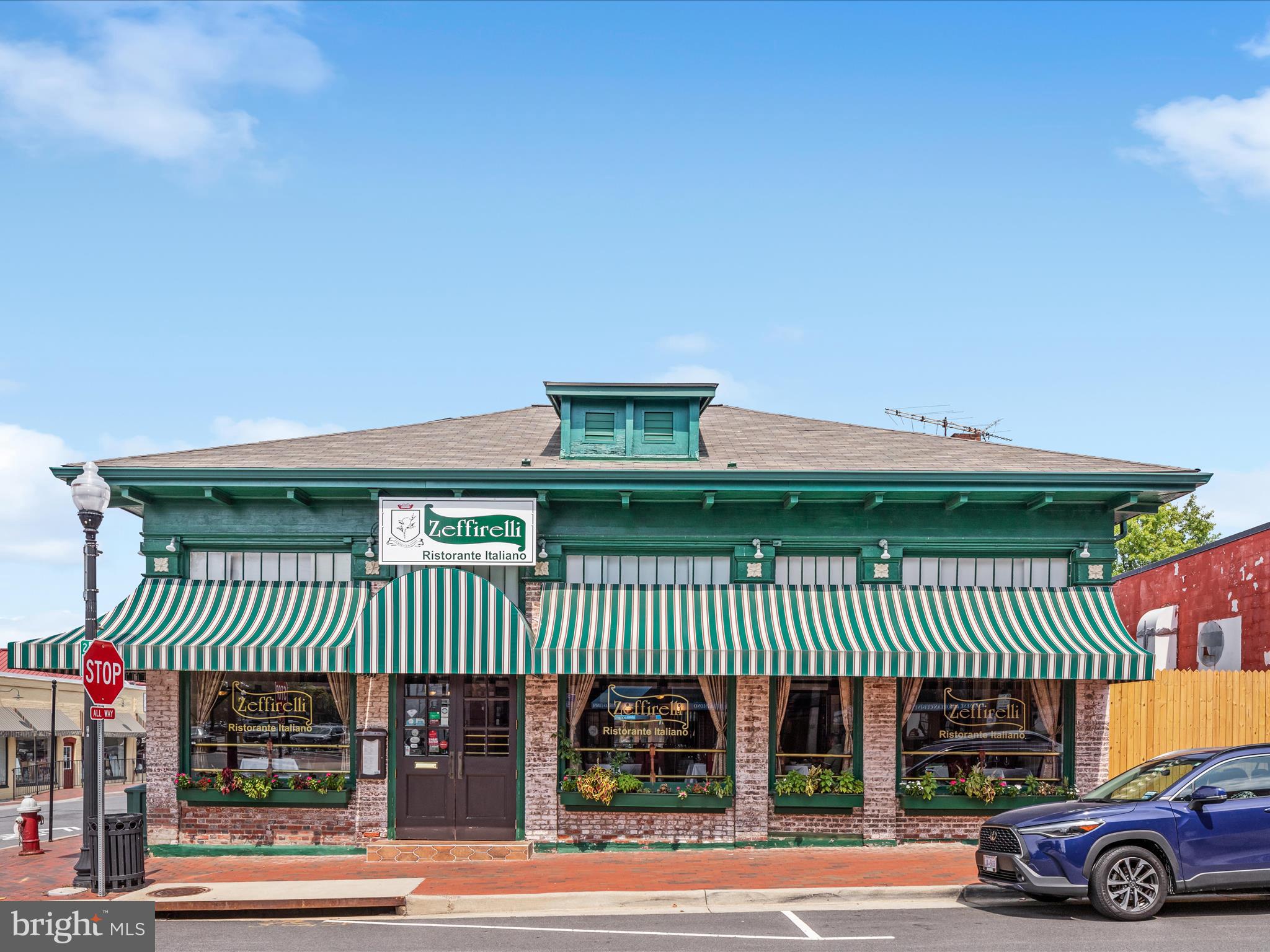 772 3rd Street Herndon, VA 20170 - Photo 51 of 52 a view of a house with a deck