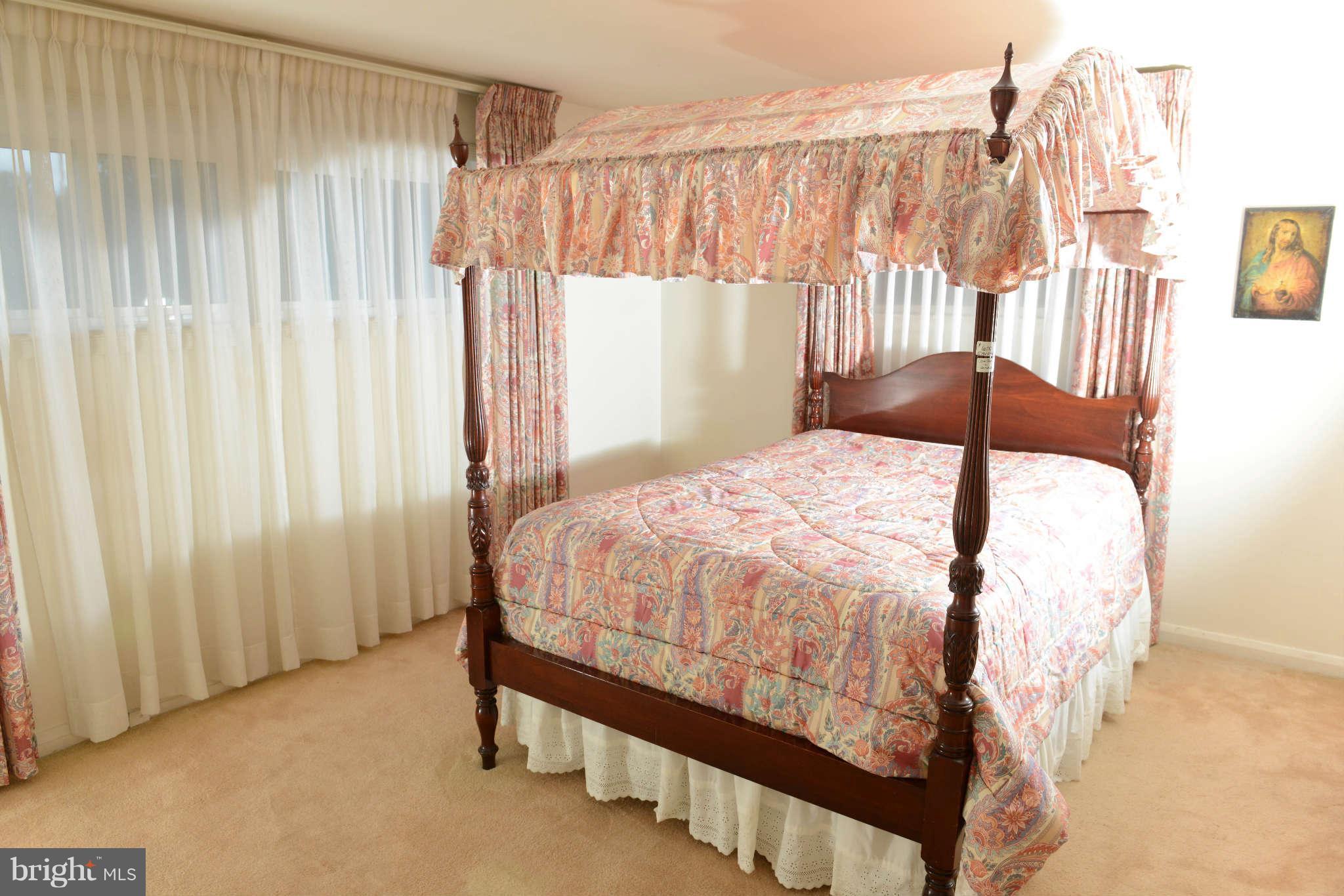 1208 St Andrews Way Baltimore, MD 21239 - Photo 11 of 20 Bath (Master)