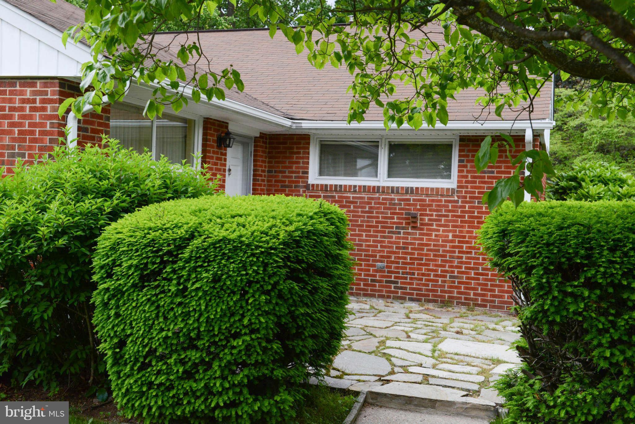 1208 St Andrews Way Baltimore, MD 21239 - Photo 3 of 20 Exterior (Front)