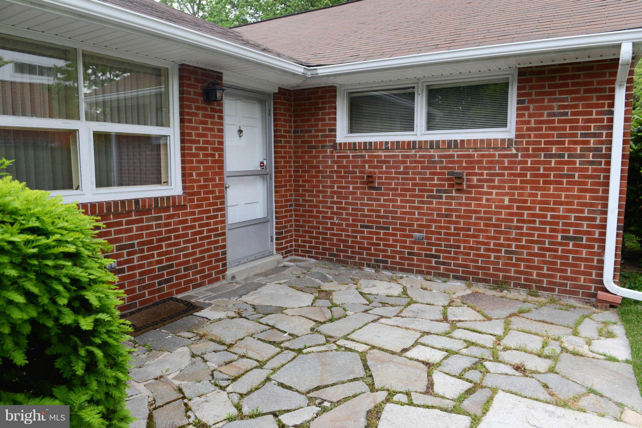 1208 St Andrews Way Baltimore, MD 21239 - Photo 4 of 20 Exterior (Front)