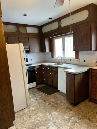 40 Highland Road Somerville, MA 02144 - Photo 13 of 42 Gallery Image 13