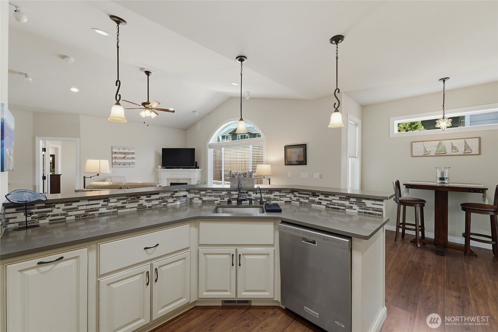404 Ridgewood Drive Manson, WA 98831 - Photo 12 of 40