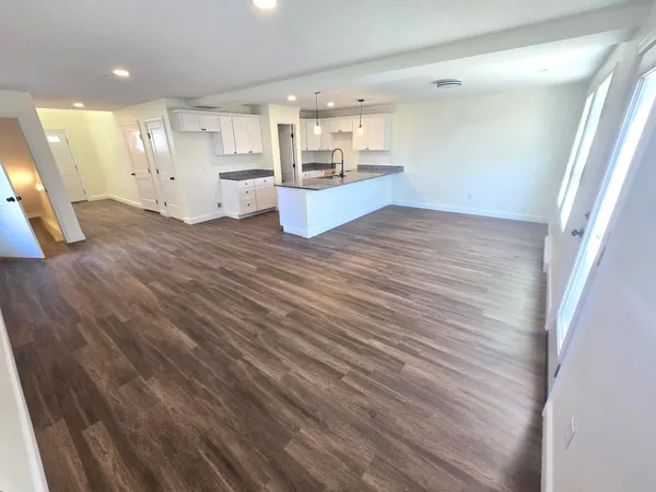 $439,900 | 17 Signal Street, Unit I1, Sanford, ME 04083