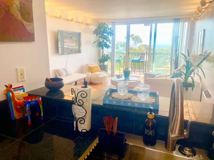 $5,700 | 23901 Civic Center Way, Unit 262, Malibu, CA 90265