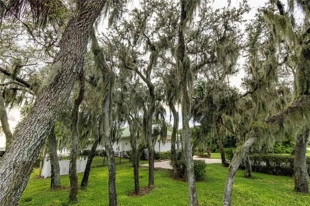$729,000 | 2329 South Lake Reedy Boulevard, Frostproof, FL 33843