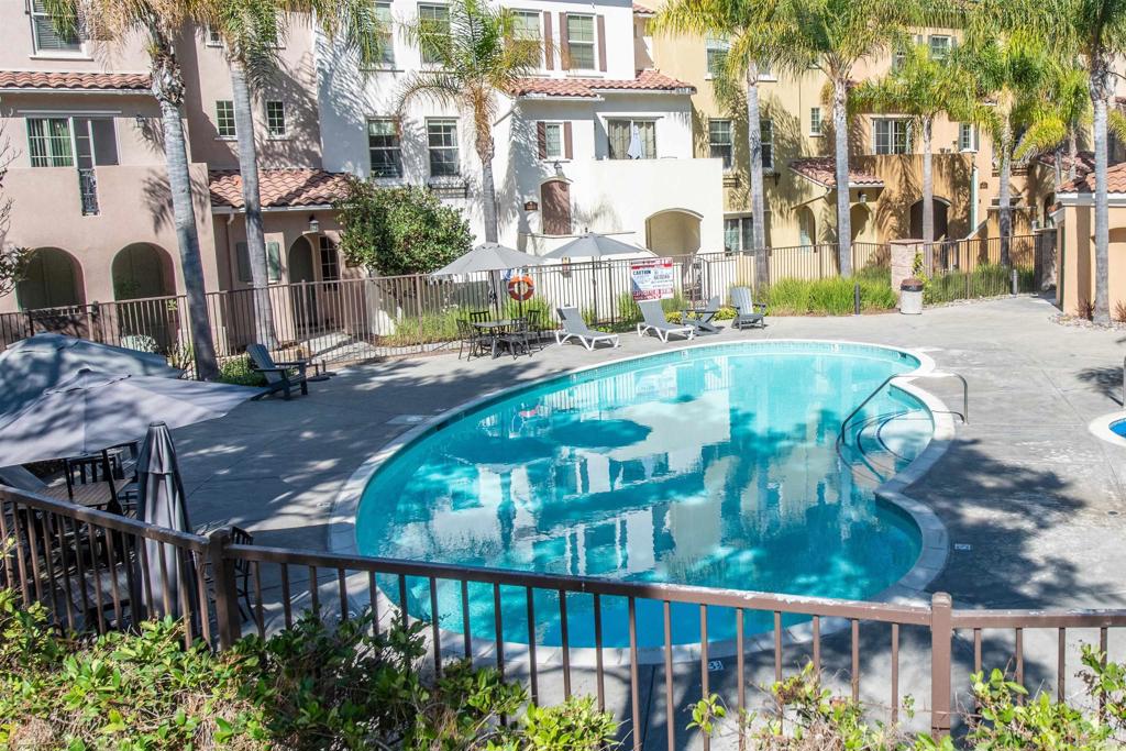 2264 Huntington Point Road, Unit 104 Chula Vista, CA 91914 - Photo 3 of 56