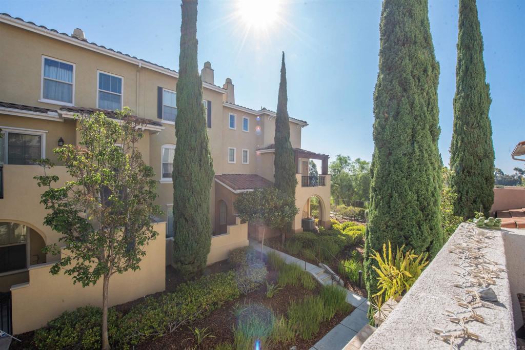 2264 Huntington Point Road, Unit 104 Chula Vista, CA 91914 - Photo 51 of 56 View of Grounds