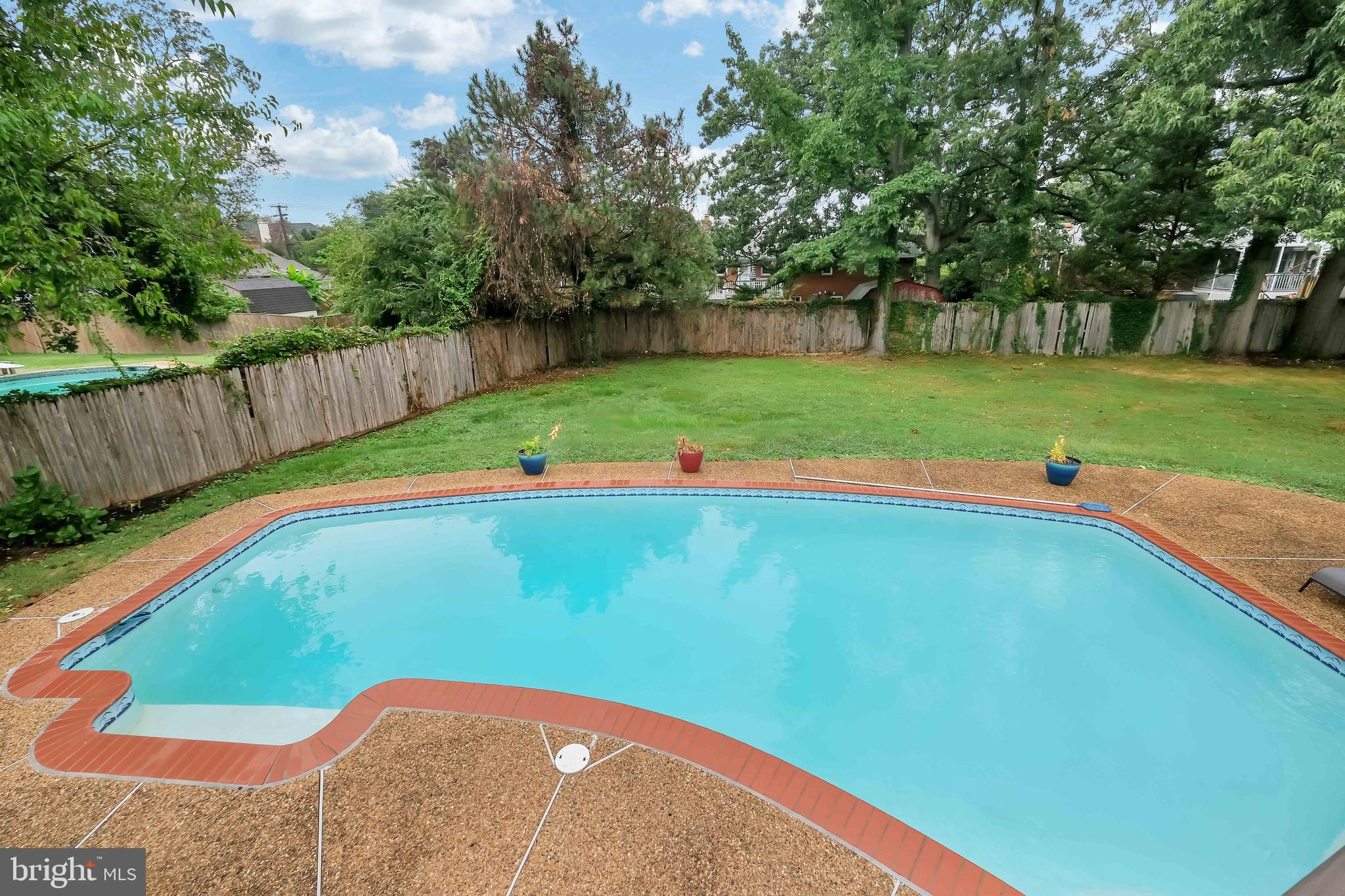6170 Howells Road Alexandria, VA 22310 - Photo 12 of 50 Pool