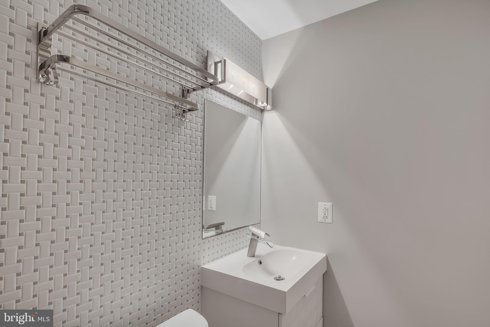6170 Howells Road Alexandria, VA 22310 - Photo 36 of 50 LL Full Bath