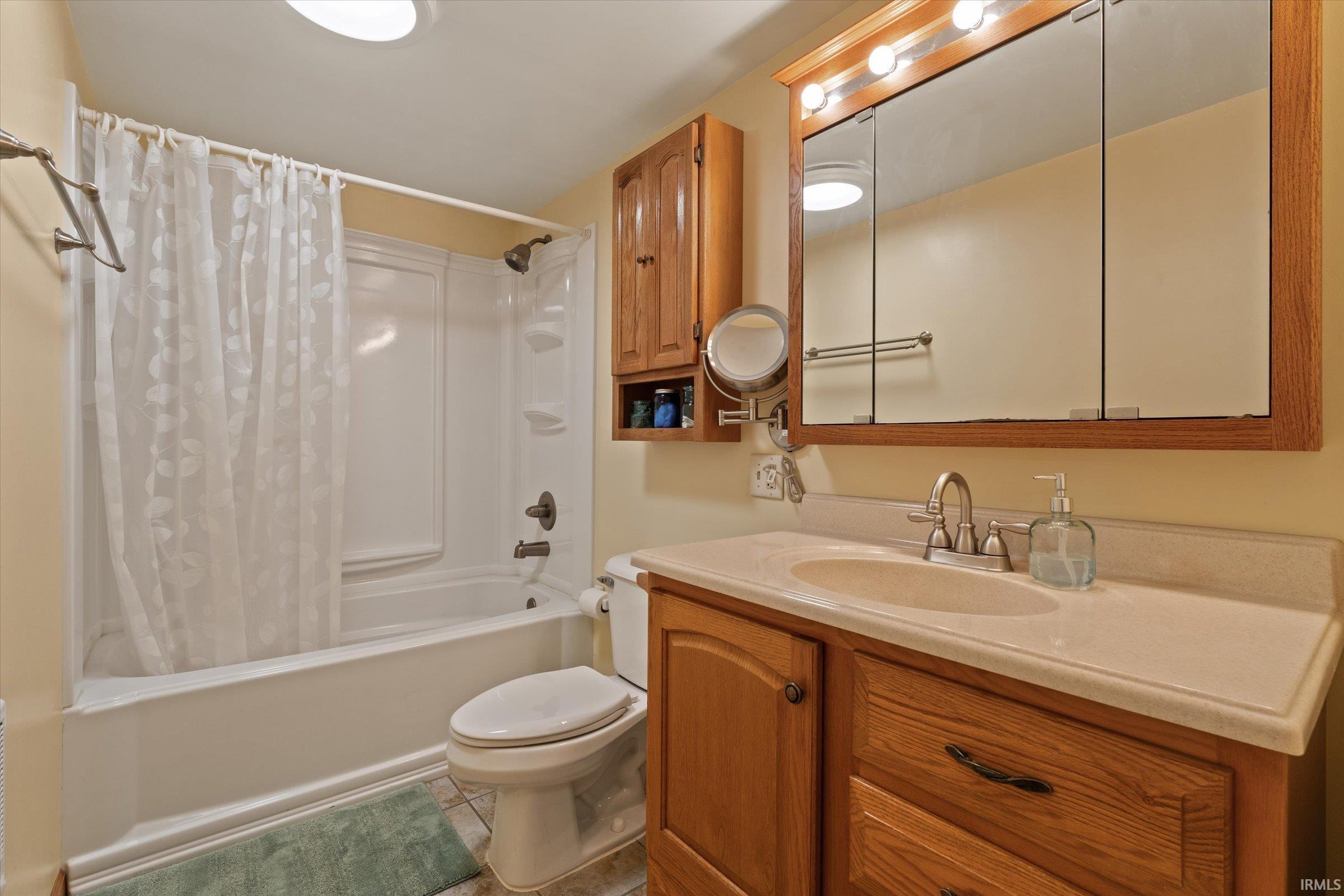 61786 Oak Road South Bend, IN 46614 - Photo 22 of 29