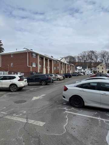 27 Arlington Road, Unit 2 Woburn, MA 01801 - Photo 16 of 23