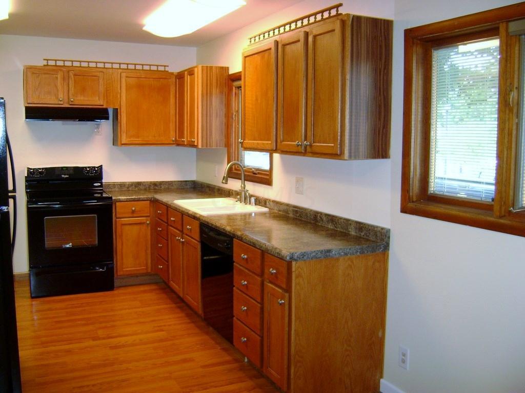 394 South Yearling Road Columbus, OH 43213 - Photo 6 of 28