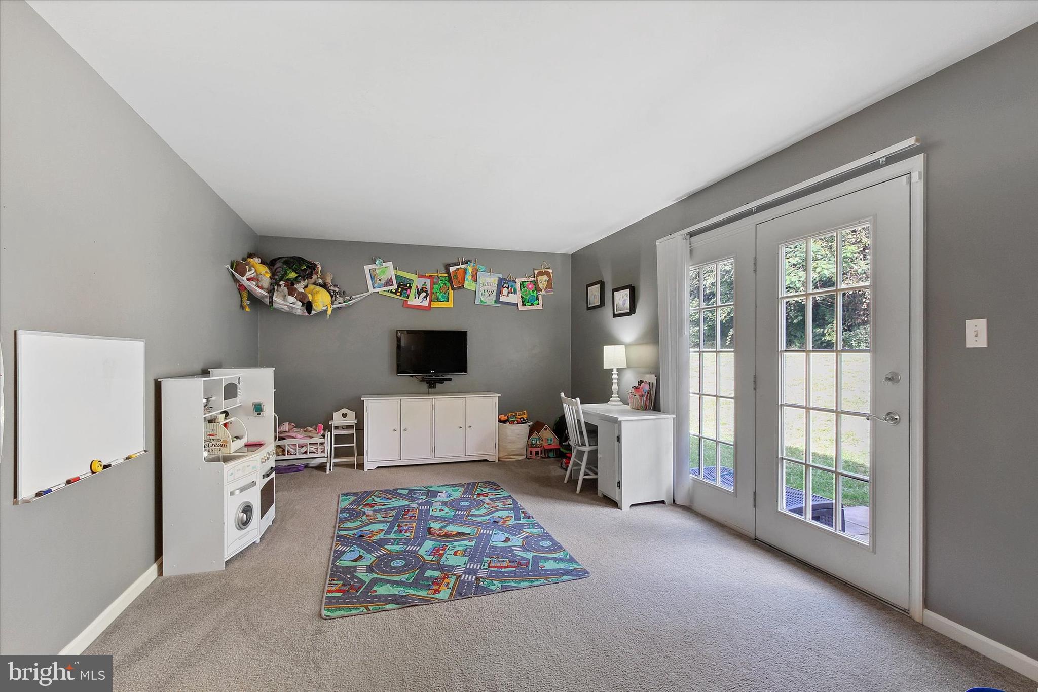 2595 Coldspring Road York, PA 17404 - Photo 13 of 28 Gallery Image 13