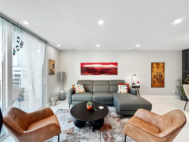 $485,000 | 101 South Gulfstream Avenue, Unit 9C, Sarasota, FL 34236