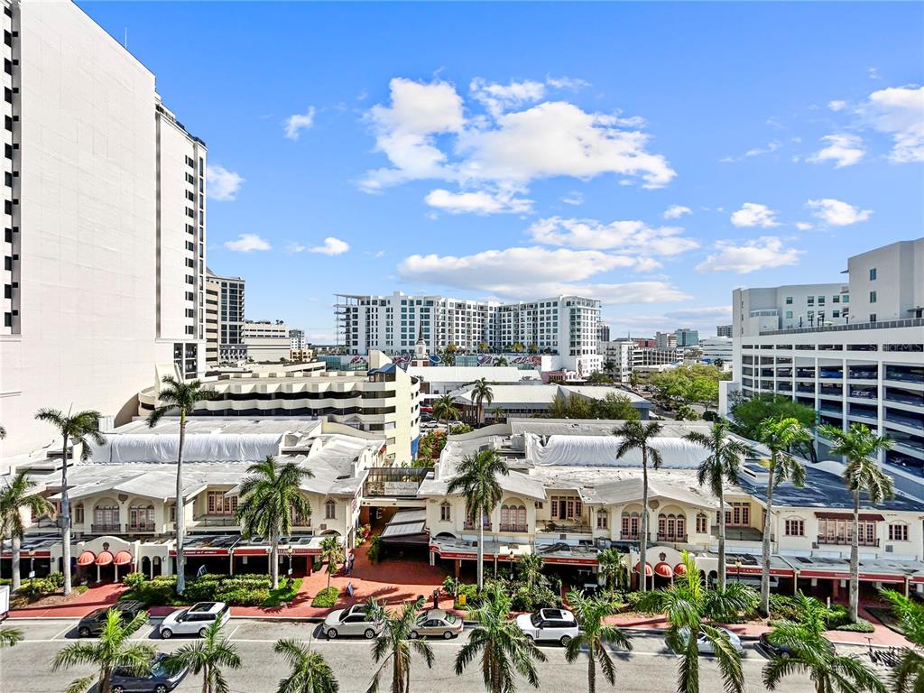 101 South Gulfstream Avenue, Unit 9C Sarasota, FL 34236 - Photo 3 of 24 a view of city