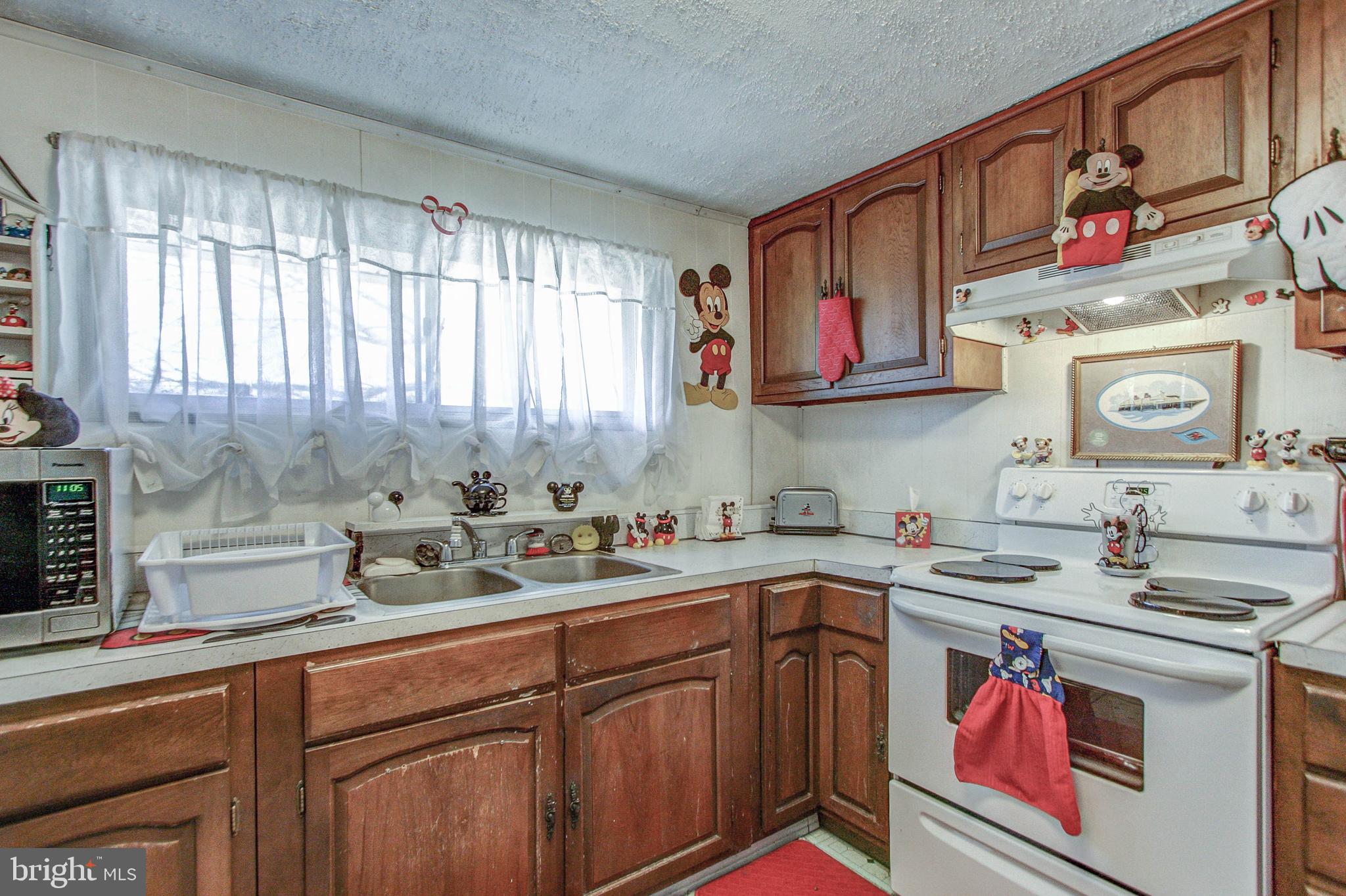 509 West County Line Road Hatboro, PA 19040 - Photo 8 of 28
