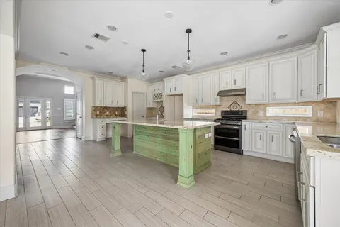 $749,000 | 6529 Rolla Street, Houston, TX 77055