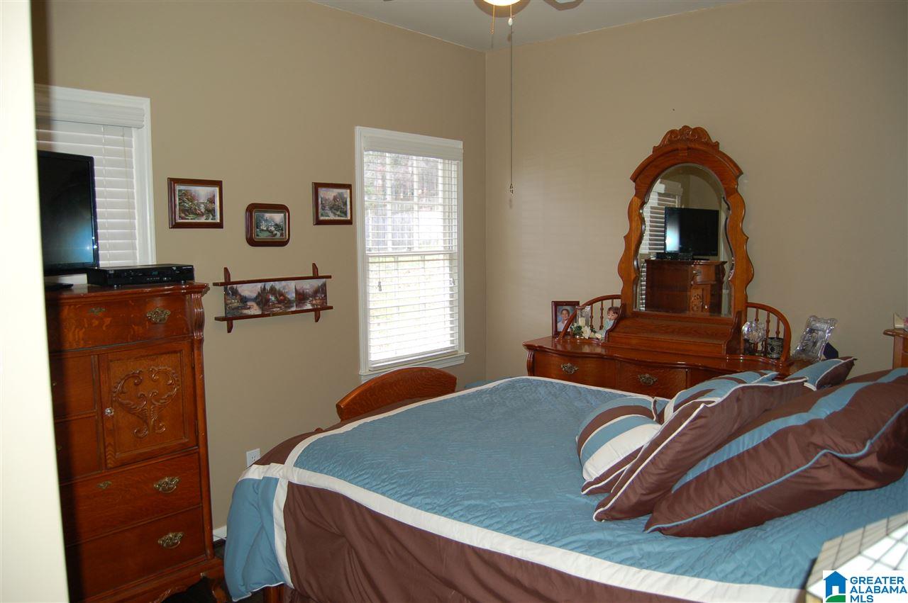 137 Heather Ridge Drive Pelham, AL 35124 - Photo 13 of 22