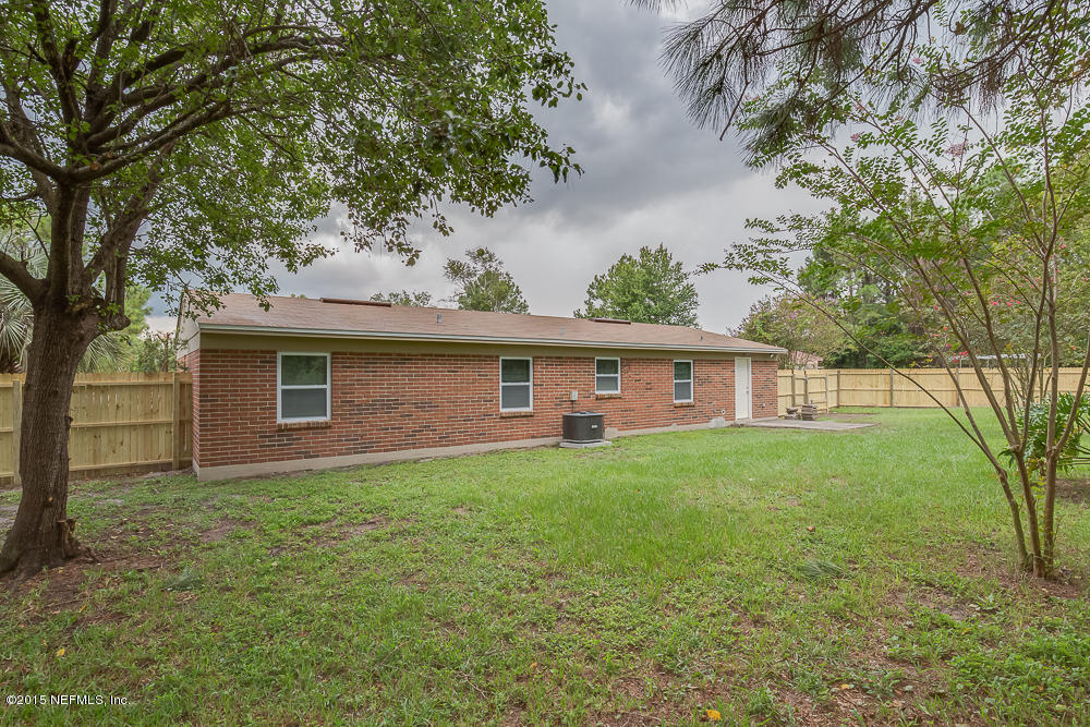 2411 Fernside Road Jacksonville, FL 32246 - Photo 14 of 17 2411 Fernside Road (21 of 27)