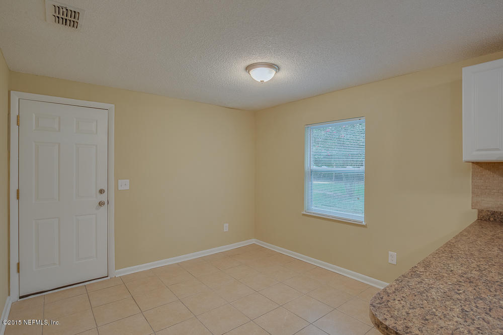 2411 Fernside Road Jacksonville, FL 32246 - Photo 7 of 17 2411 Fernside Road (12 of 27)
