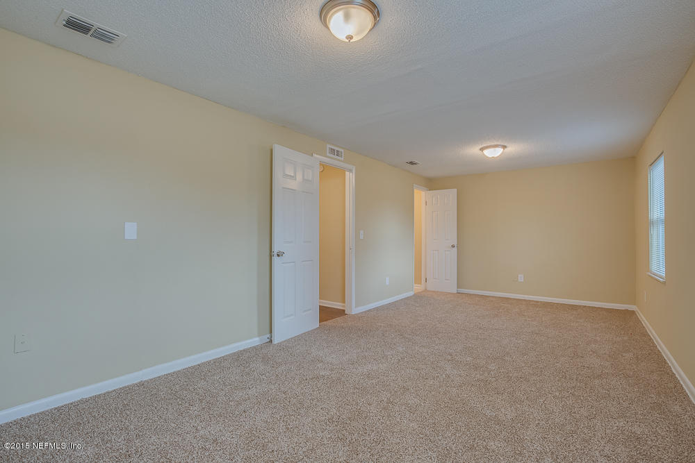 2411 Fernside Road Jacksonville, FL 32246 - Photo 9 of 17 2411 Fernside Road (17 of 27)