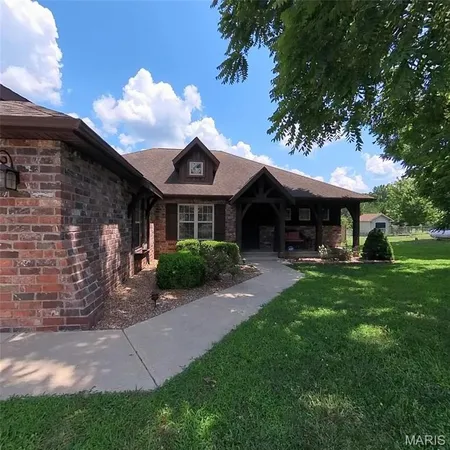 $369,900 | 602 Oak Park Boulevard, West Plains, MO 65775