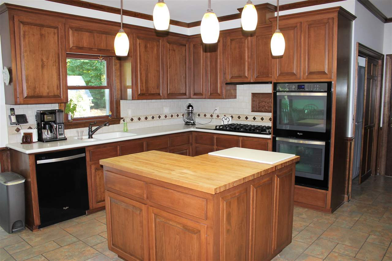 9504 Springdale Drive Raleigh, NC 27613 - Photo 7 of 25 Island Kitchen