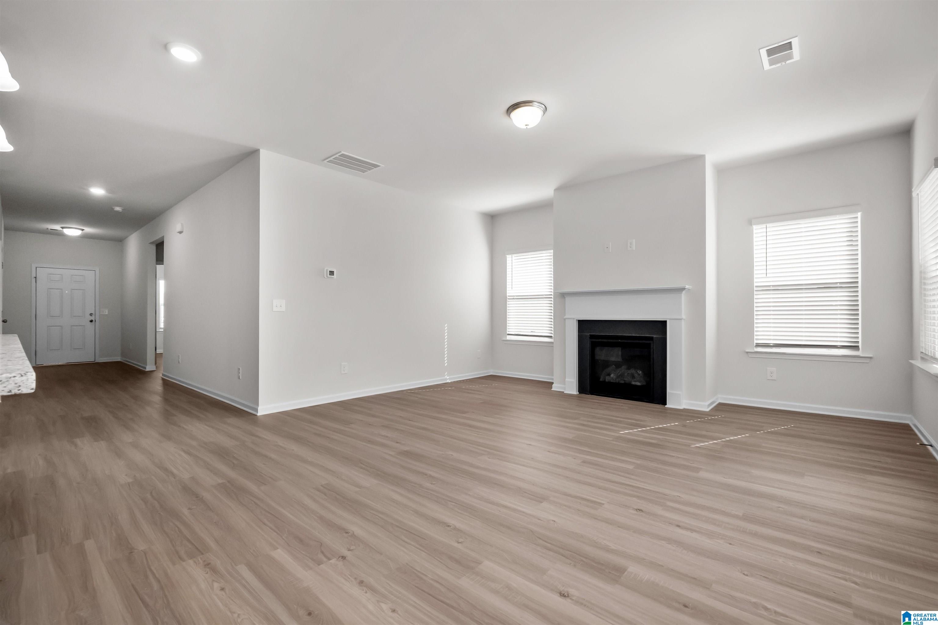 3157 Sayers Road Fultondale, AL 35068 - Photo 4 of 25