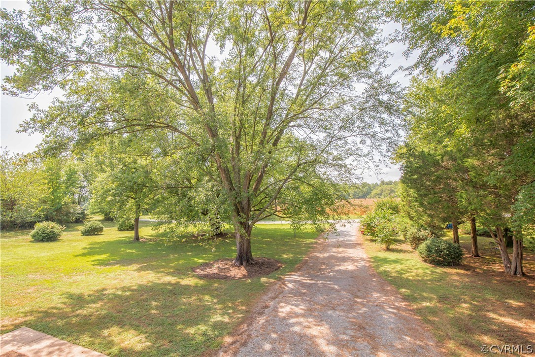 2929 Moyer Road Powhatan, VA 23139 - Photo 2 of 34 Gallery Image 2