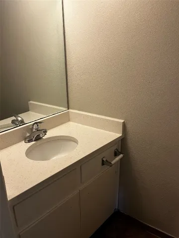 $1,650 | 1120 Hollow Creek Drive, Unit B, Austin, TX 78704