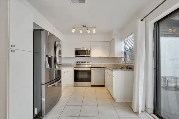 $2,200 | 9426 Lake Lotta Circle, Gotha, FL 34734