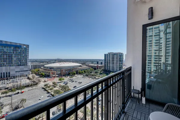 $3,400 | 1211 Caroline Street, Unit 1501, Houston, TX 77002