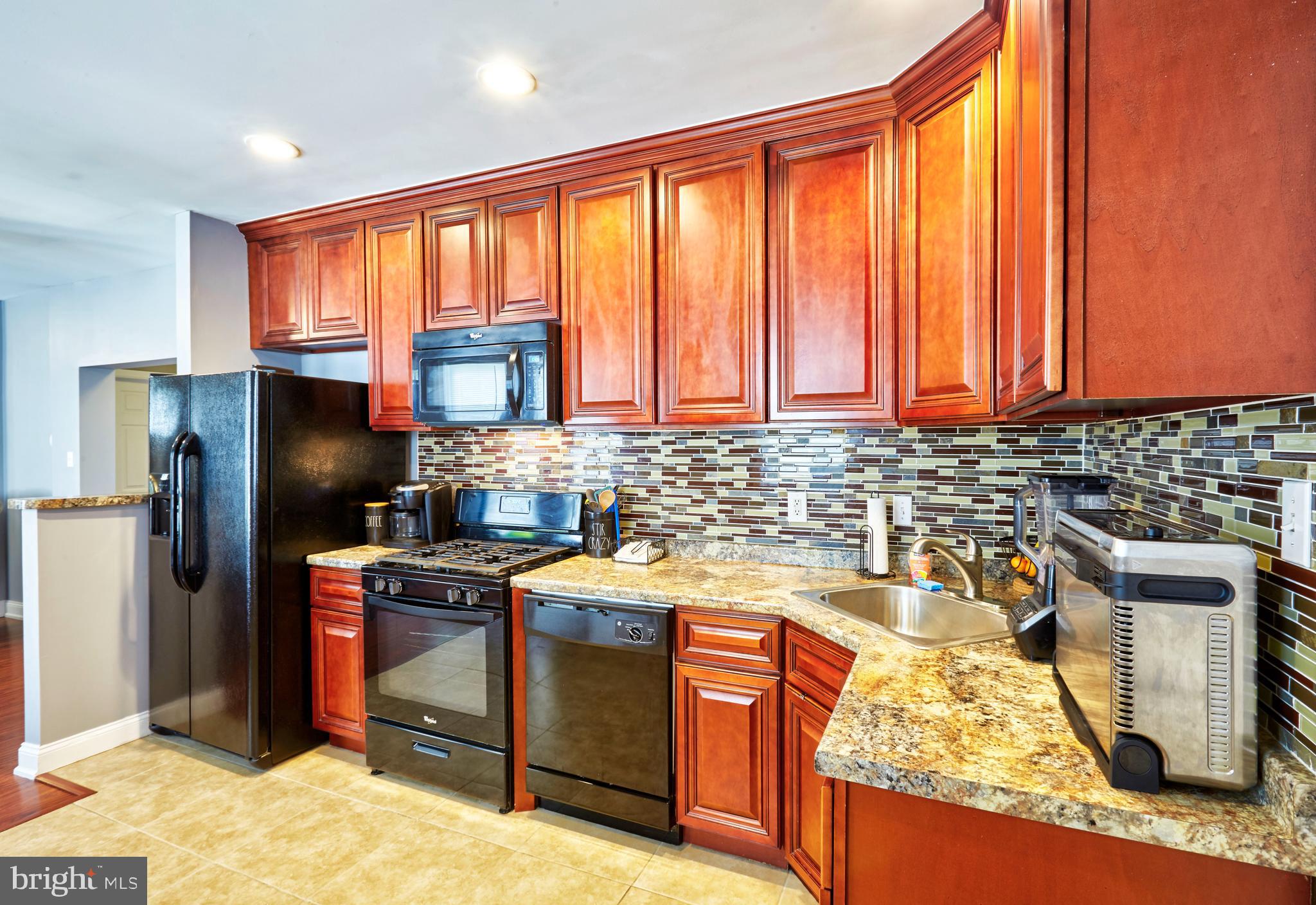 8124 Stow Road Pennsauken, NJ 08110 - Photo 11 of 27 Gallery Image 11