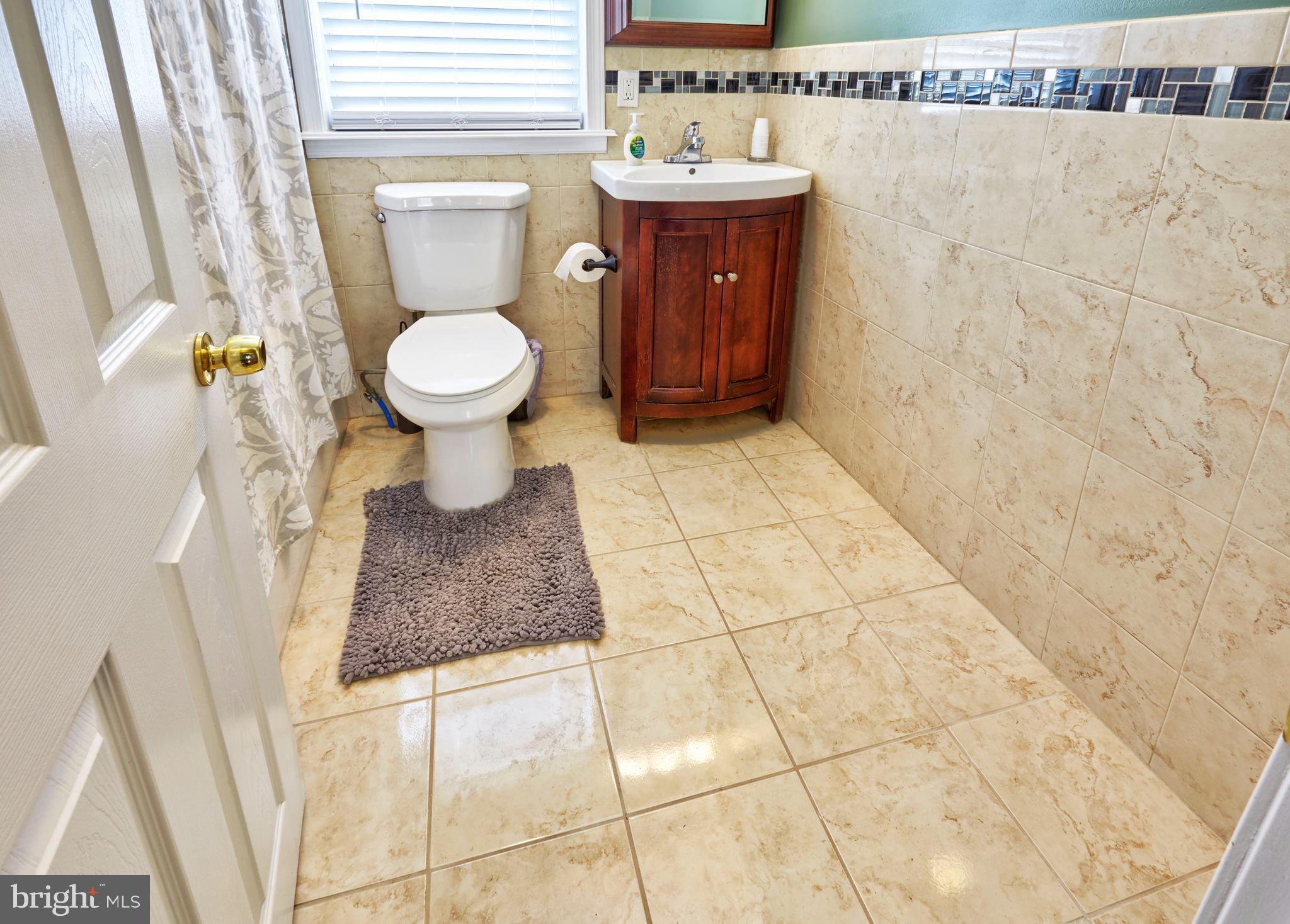 8124 Stow Road Pennsauken, NJ 08110 - Photo 14 of 27 Gallery Image 14