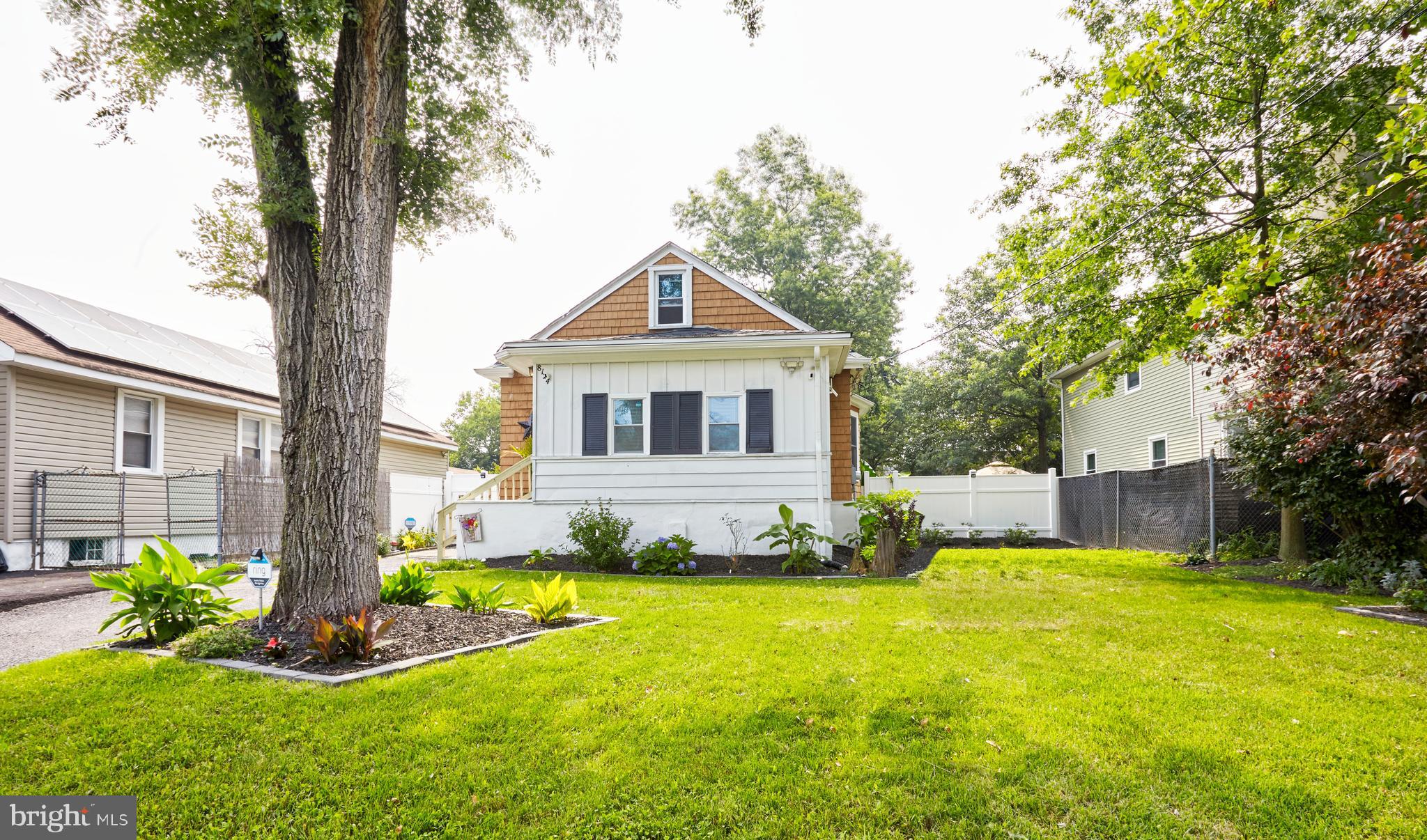 8124 Stow Road Pennsauken, NJ 08110 - Photo 2 of 27 Gallery Image 2