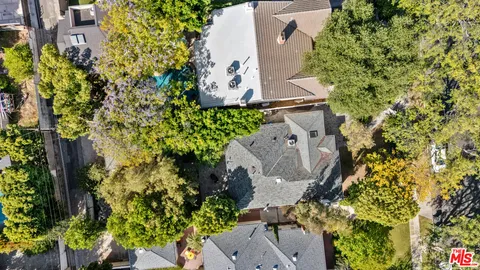 $1,550,000 | 1023 East Grinnell Drive, Burbank, CA 91501