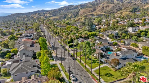 $1,550,000 | 1023 East Grinnell Drive, Burbank, CA 91501