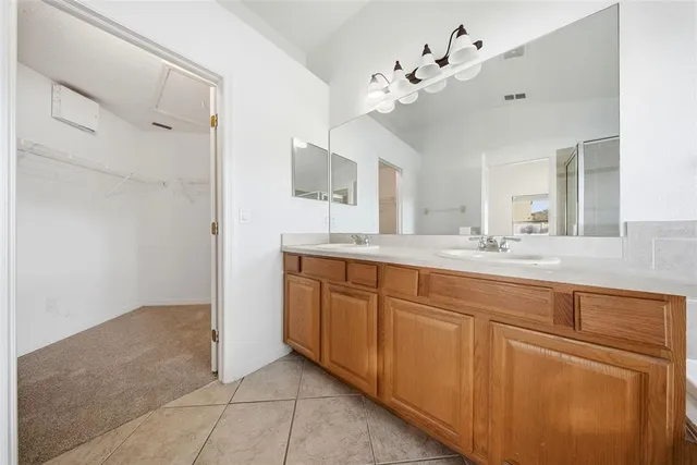 $320,000 | 489 Oaklanding Boulevard, Mulberry, FL 33860