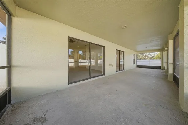 $320,000 | 489 Oaklanding Boulevard, Mulberry, FL 33860