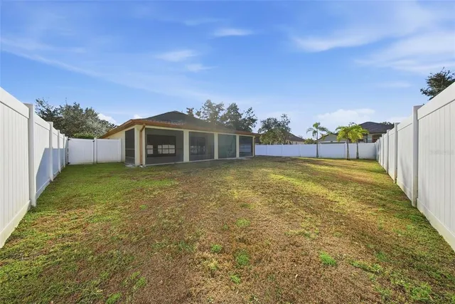 $320,000 | 489 Oaklanding Boulevard, Mulberry, FL 33860