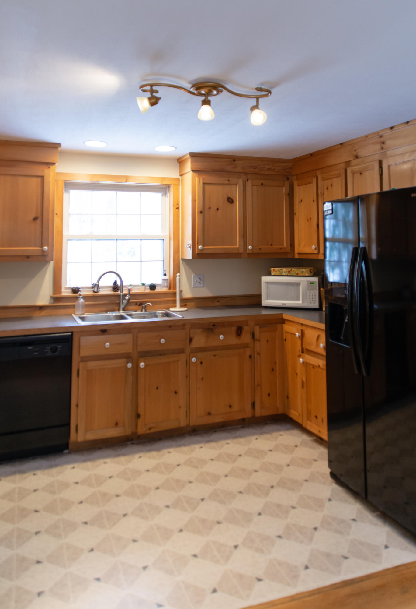 294 Clay Hill Road Cape Neddick, ME 03902 - Photo 12 of 35 ClayHillRd18