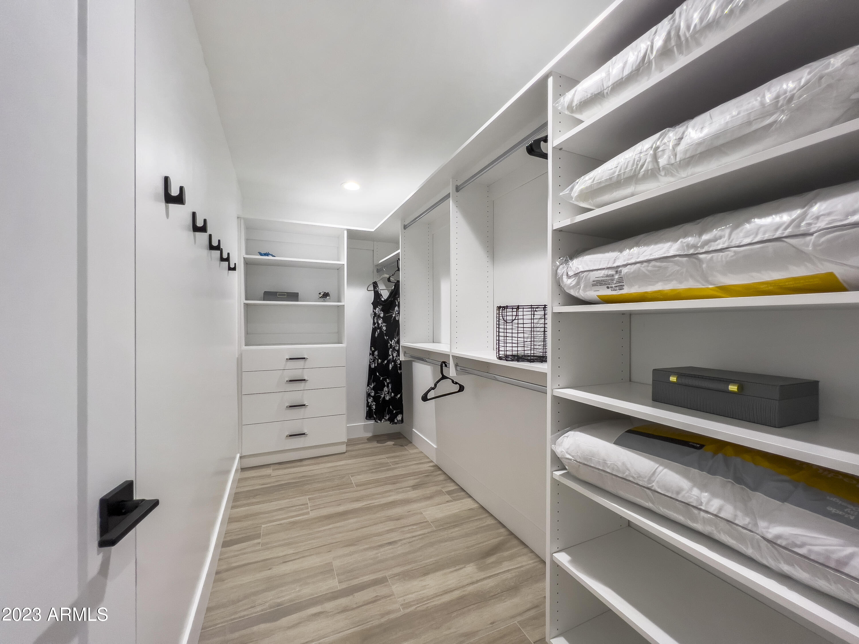 1135 West Lawrence Lane Phoenix, AZ 85021 - Photo 11 of 58 WALK IN CLOSET