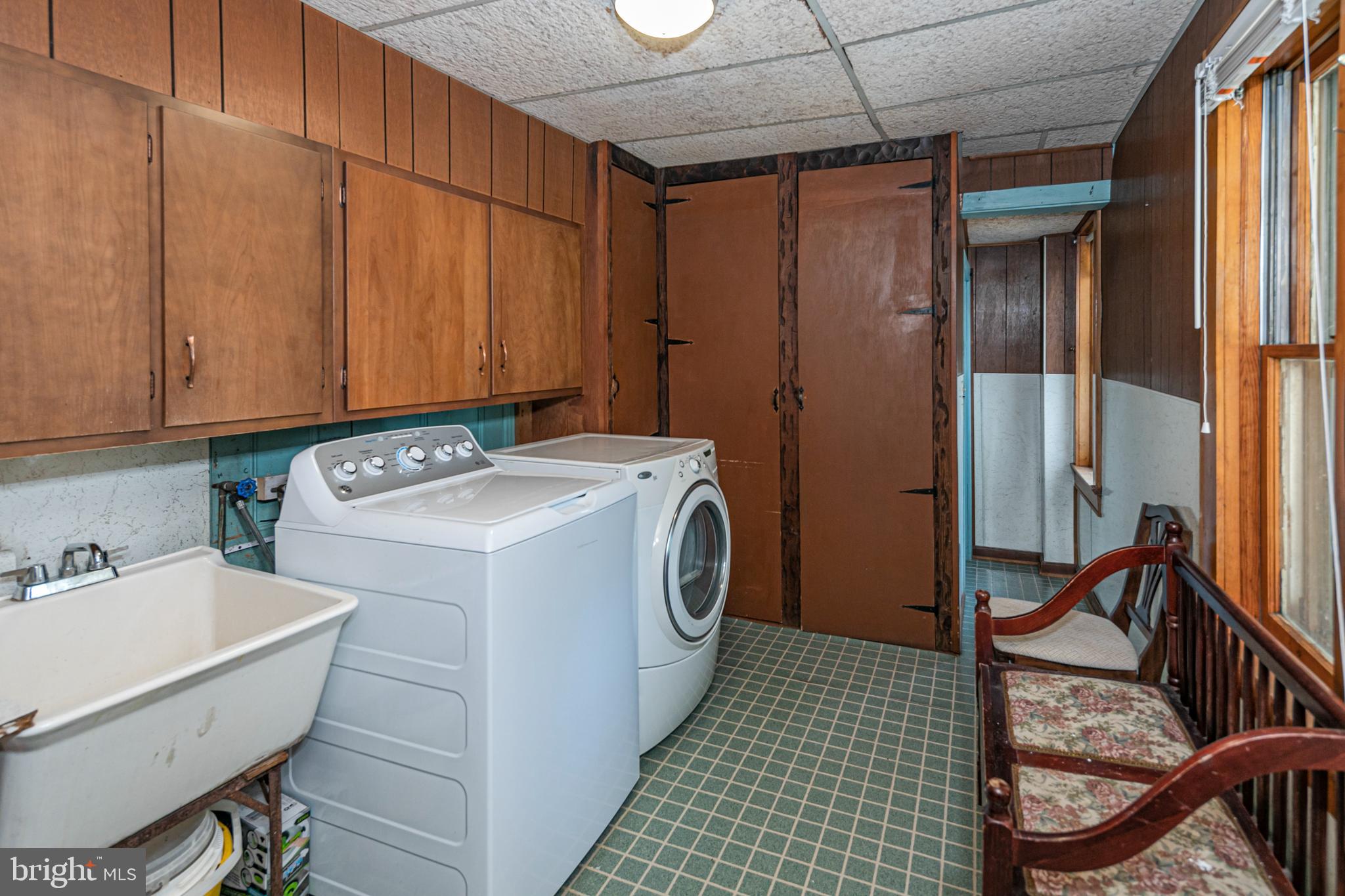 221 South Branch Road Hillsborough, NJ 08844 - Photo 18 of 41 Gallery Image 18
