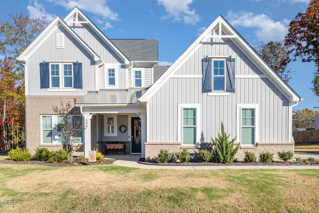 $570,000 | 300 West Amber Oak Drive, Selma, NC 27576