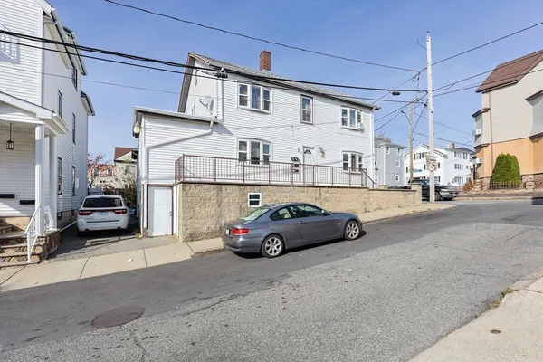 $599,000 | 104 Oak Street, Fall River, MA 02720