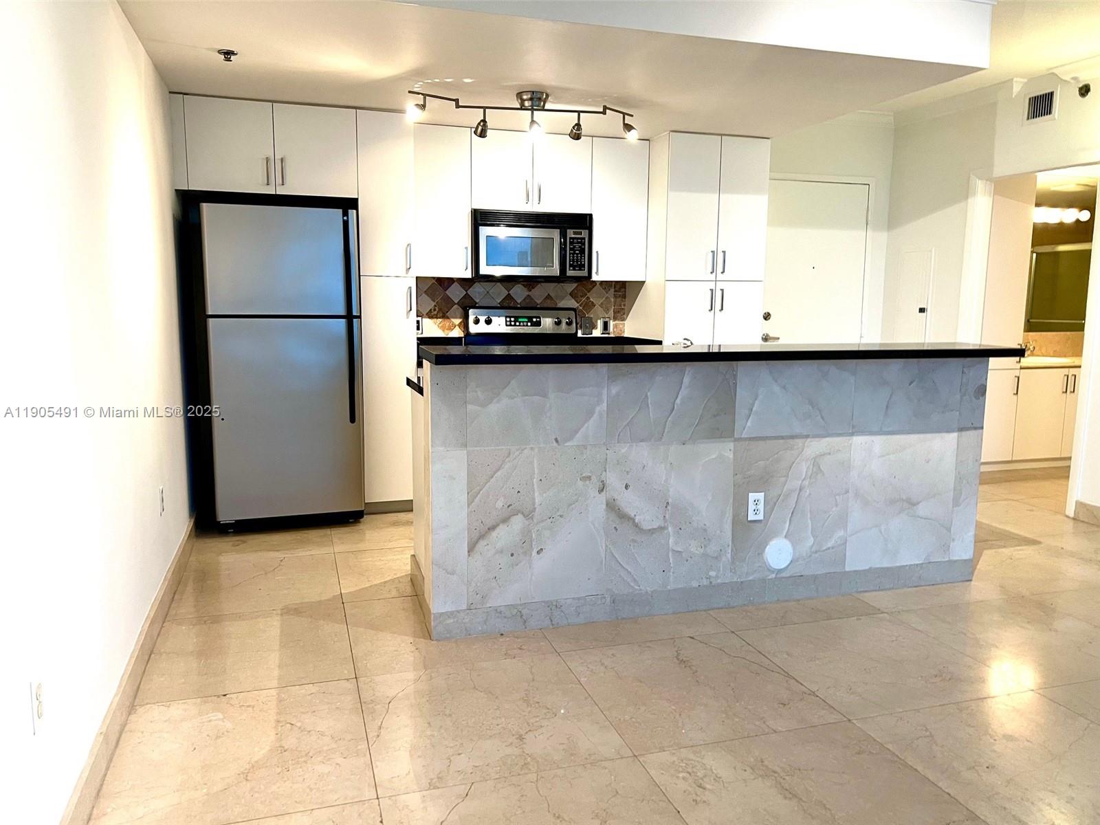 1401 Southwest 22nd Street, Unit 803 Miami, FL 33145 - Photo 30 of 40