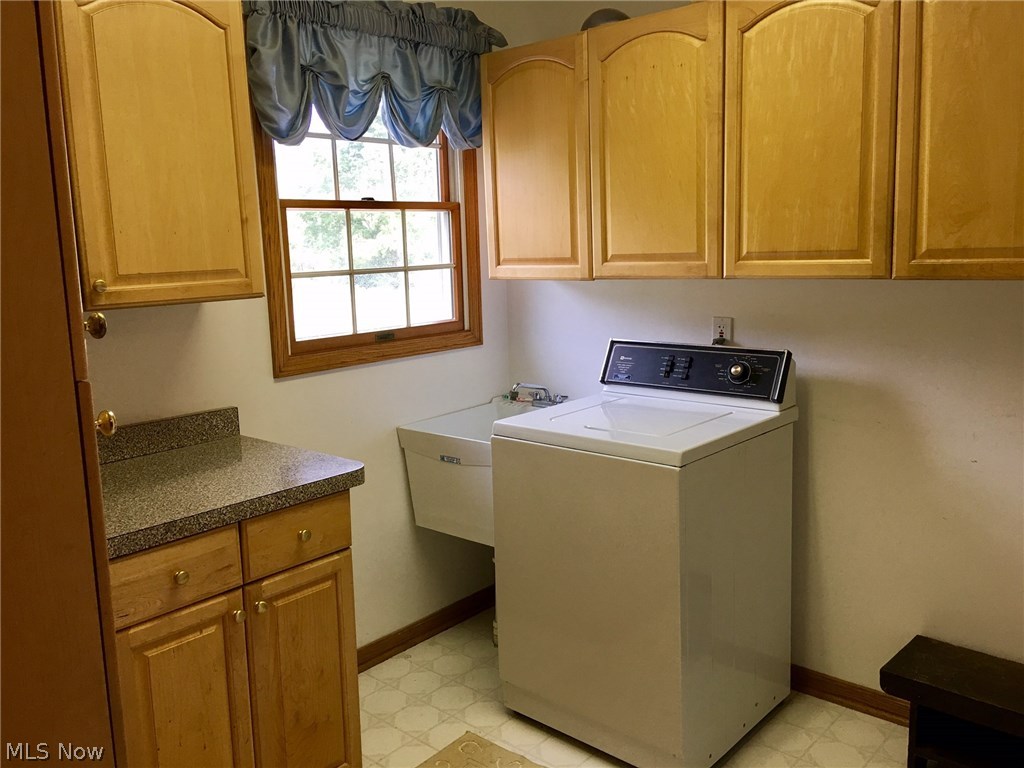 493 Ridge Road Hinckley, OH 44233 - Photo 12 of 20