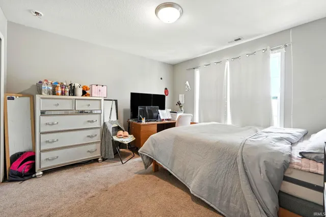 $314,900 | 1904 Waynedale Drive, Garrett, IN 46738